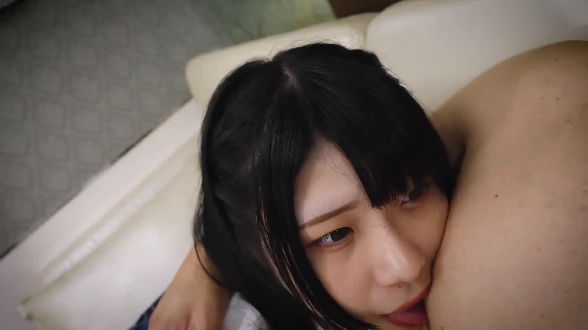 制●のボタンが全部飛んでいきそうな勢いのダイナマイトおっぱいガール！！弾力性がハンパないスライムおっぱいと圧力激強デカケツにノックアウト中出し！！ - AV大平台 - 中文字幕，成人影片，AV，國產，線上看