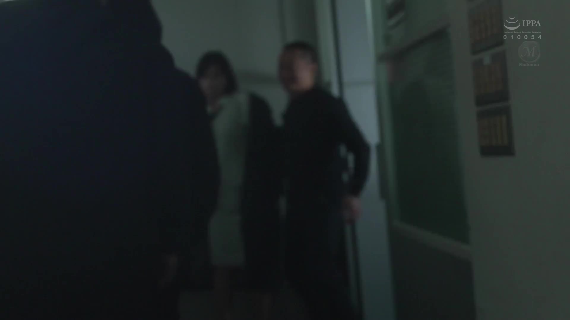 人質&#039;強姦&#039;輪● 高嶺的人妻・紗彌佳成為銀行強盗的中出肉奴●。 - AV大平台 - 中文字幕，成人影片，AV，國產，線上看