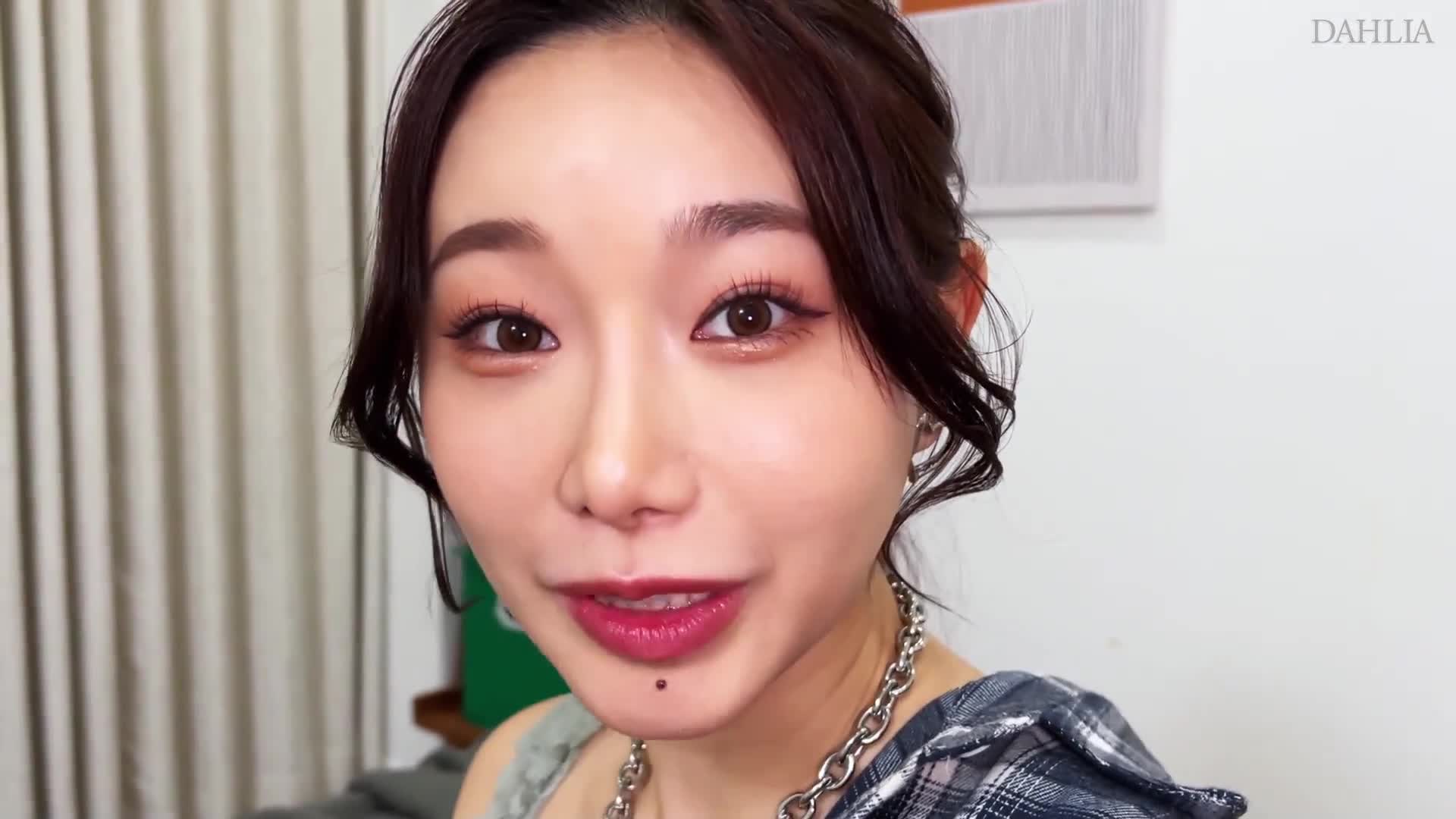 調子過度的港區gal被純情系女大生陷害的復仇影片，播放次數竟達300萬次。三葉千春 - AV大平台 - 中文字幕，成人影片，AV，國產，線上看