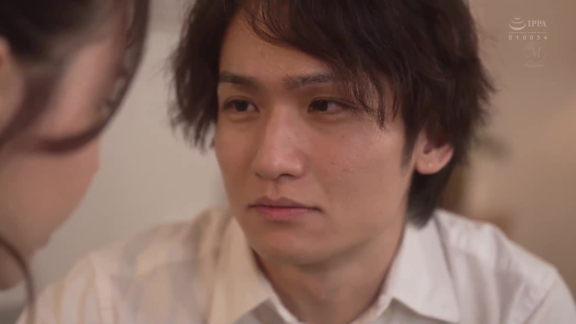 「果然...當阿姨不行嗎？」與J系認識應該是來了穿著 COSPLAY 的人妻瑶真由香，45 歲。 - AV大平台 - 中文字幕，成人影片，AV，國產，線上看