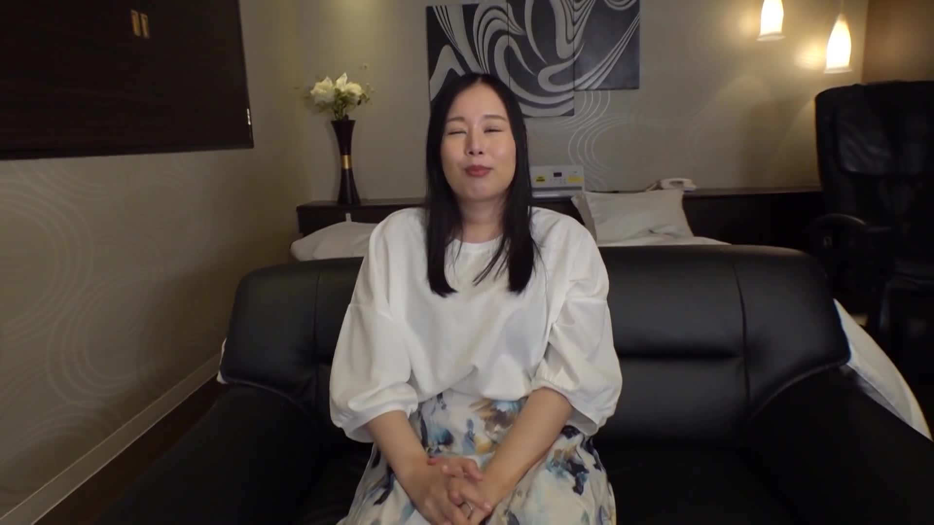 巨乳人妻溫泉約會 黑髮豐滿J罩杯 32歲的美好 - AV大平台 - 中文字幕，成人影片，AV，國產，線上看