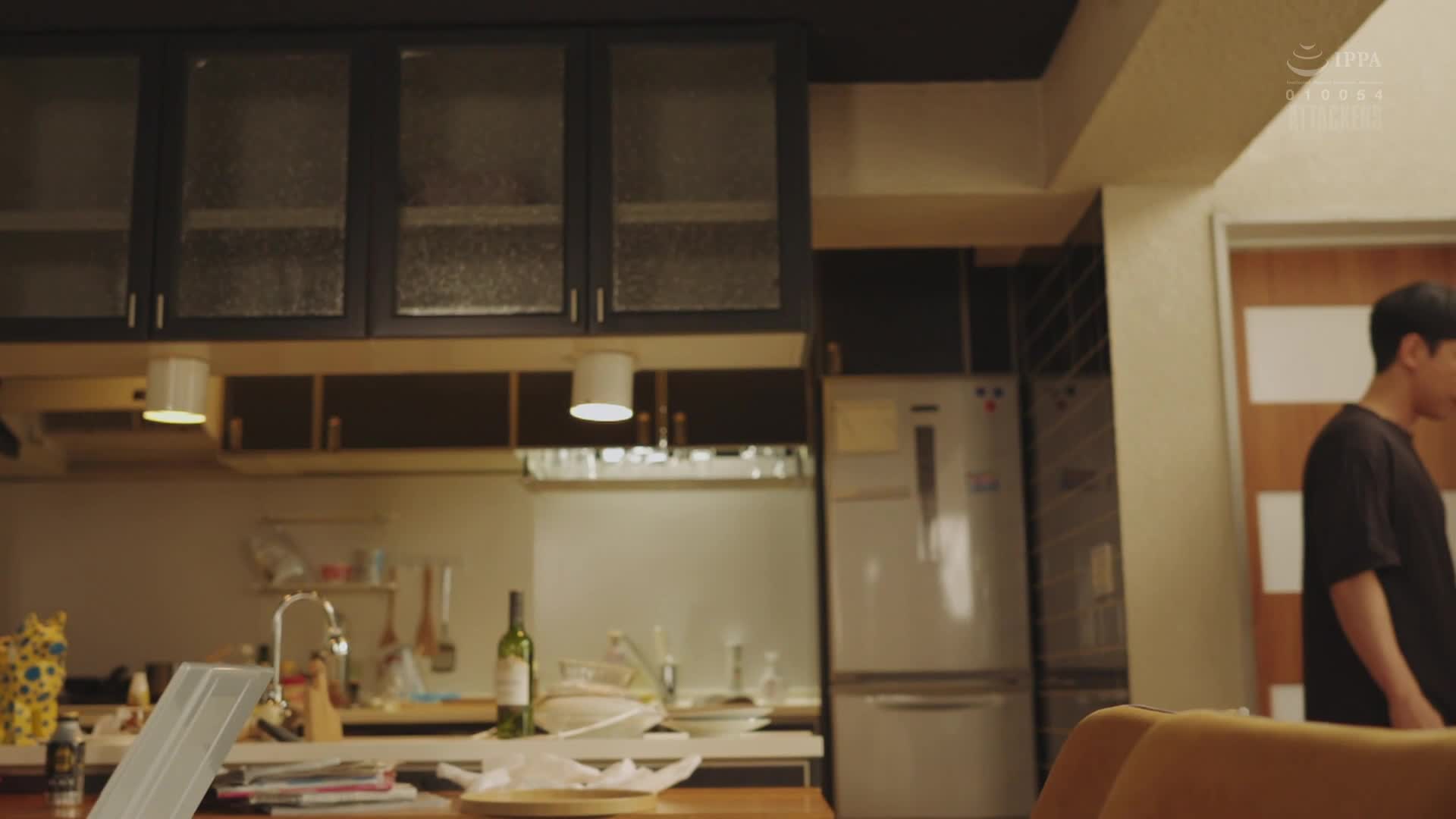 [AI解碼版]兒子的班主任夏目老師，雖然知道這是不對的事情，卻仍然被彼此吸引，日復一日地進行著秘密會面。夏目彩春 - AV大平台 - 中文字幕，成人影片，AV，國產，線上看