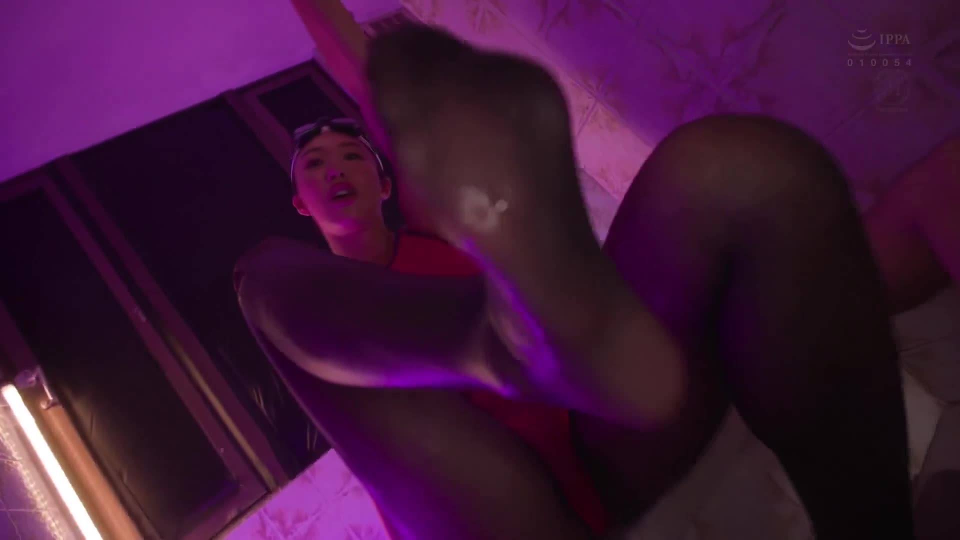 壓倒性的上位視角挑釁M男孩的陰莖之美腿姊姊的非日常絲襪情趣遊戲-竹內有紀 - AV大平台 - 中文字幕，成人影片，AV，國產，線上看