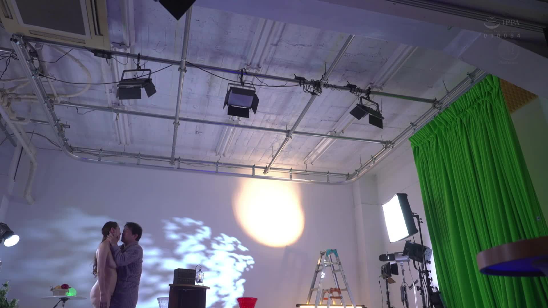 裸體模特NTR 上司與羞恥中沉溺的妻子震撼的出軌影像 南波明花 - AV大平台 - 中文字幕，成人影片，AV，國產，線上看