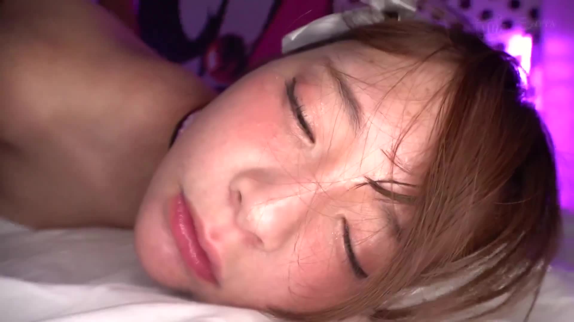 【喉奧怪物地雷辣妹】在旅店裡瘋狂地讓救世主享受！一看到比專職更大的陽具就眼睛發亮就可以猜到ww自己深深吞嚥到底，臉上滿是口水淋漓！完全展現出極度從屬的舌頭和出神的表情ww敏感的廢物淫蕩被不斷抽插著，篡種被毫不留情地理解完畢www【與陰莖大人來玩吧。】【美緒】 - AV大平台 - 中文字幕，成人影片，AV，國產，線上看