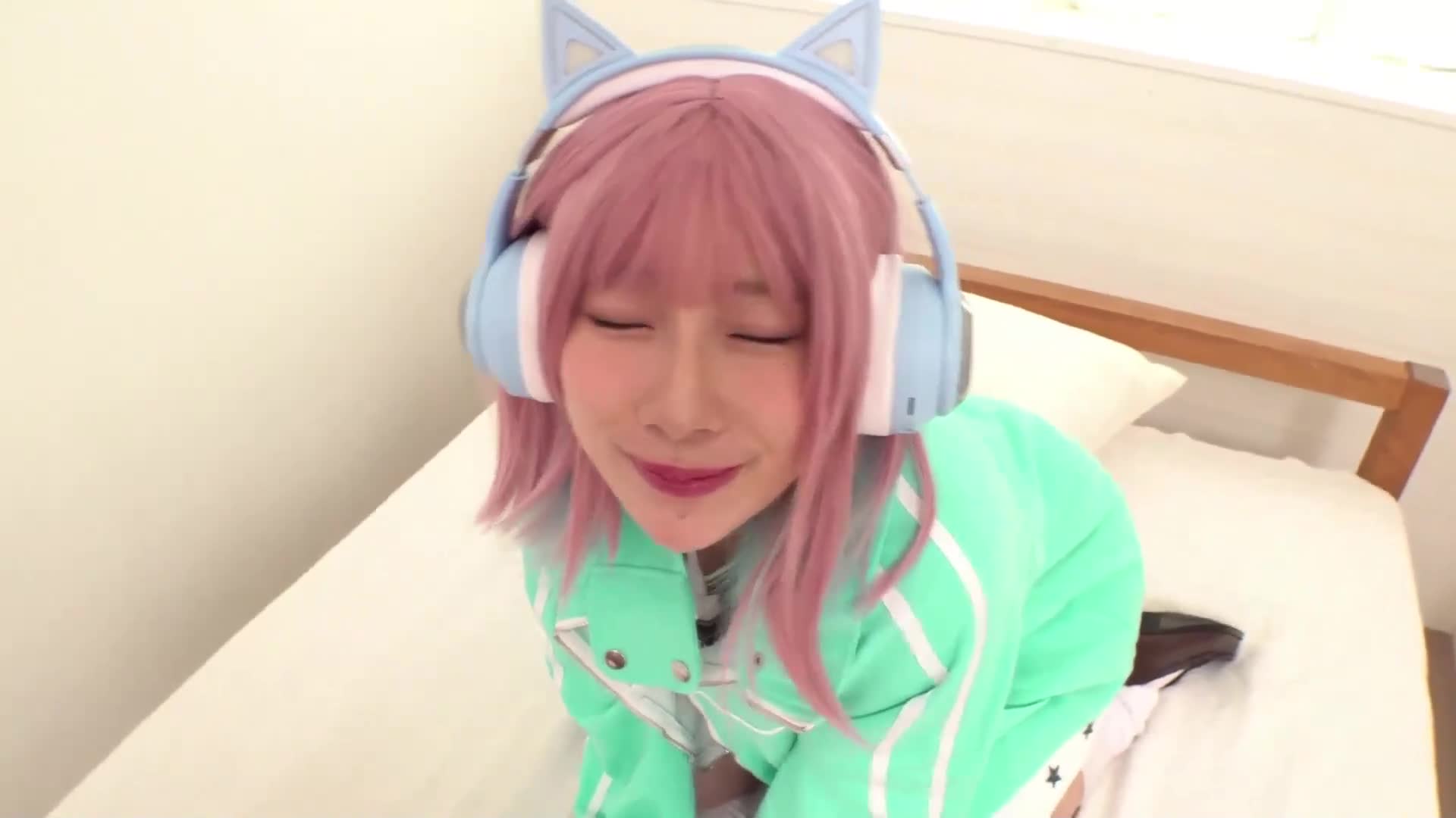 沉迷於中年男性的性慾Cosplayer 極度敏感大量失禁・走光・內射潮吹5次性愛 松井日奈子 - AV大平台 - 中文字幕，成人影片，AV，國產，線上看