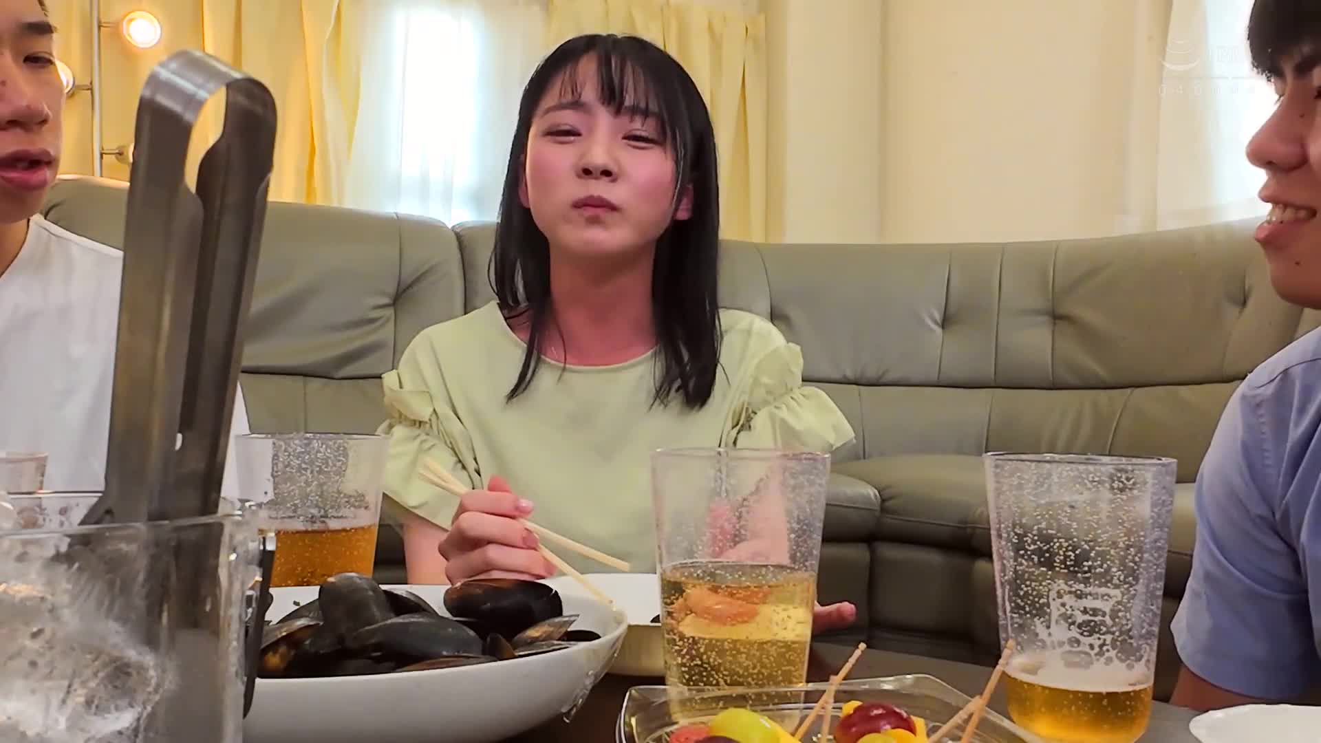 玩真的了，美之島之旅讓她陶醉～性慾失控真實性愛記錄 美之嶋惠理 - AV大平台 - 中文字幕，成人影片，AV，國產，線上看