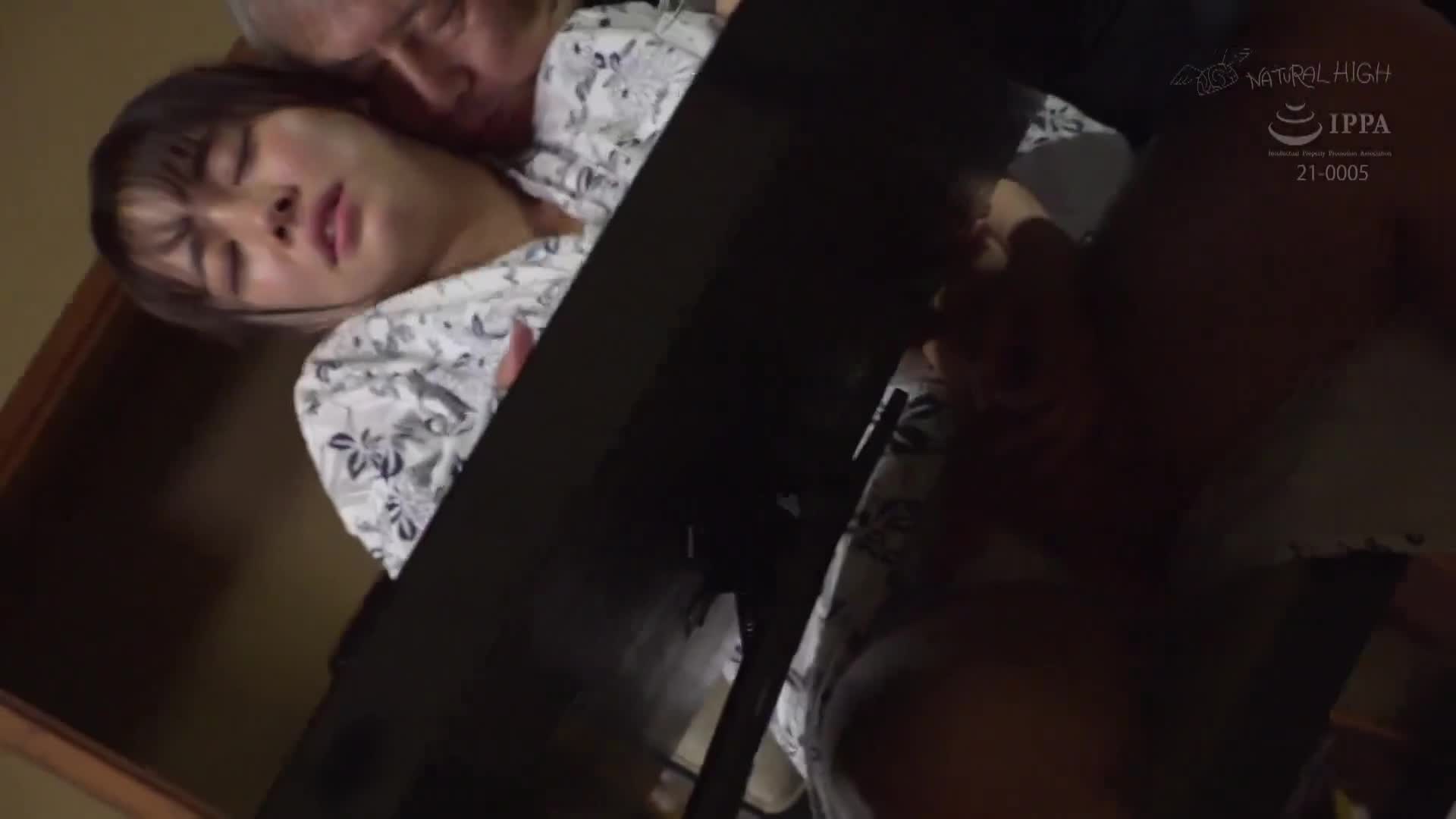 [AI解碼版]溫泉旅館裡遇見的巨乳女被熟練手指弄得高潮不斷，被一群性經驗豐富的老色鬼串刺，惡劣的宴會2 - AV大平台 - 中文字幕，成人影片，AV，國產，線上看