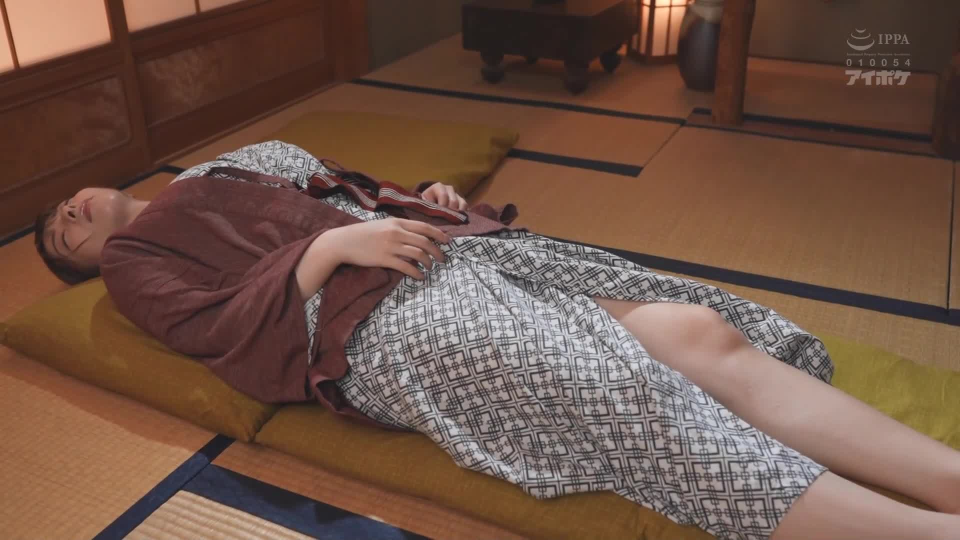 [AI解碼版]出差途中，她意外地與自己恨之入骨的老闆在溫泉旅館同住一間房……這位高不可攀的女總裁被這位醜陋、不知饜足的老男人一次又一次地弄得欲仙欲死 雛乃花音 - AV大平台 - 中文字幕，成人影片，AV，國產，線上看