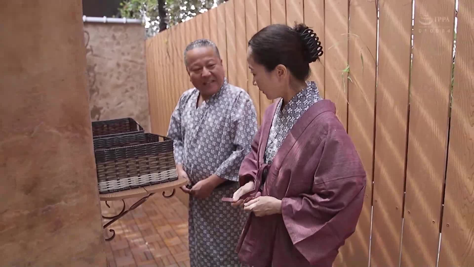 [AI解碼版]讓我揭露丈夫的外遇，卻偶然遇到外遇對象的丈夫並發生了關係...。中年男女性格契合，在溫泉中互相糾纏淫亂的不貞性交 瀬尾禮子 - AV大平台 - 中文字幕，成人影片，AV，國產，線上看