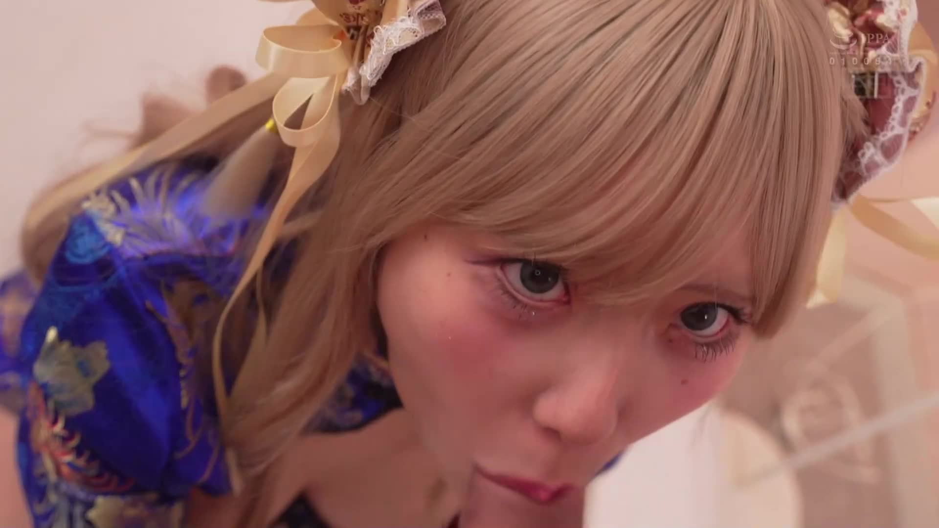 [AI解碼版]超火辣巨乳谷間！誘人揉胸誘惑！瘋狂性感COSPLAY攝影會！淫蕩OL撩招攝影會 鈴之家鈴 - AV大平台 - 中文字幕，成人影片，AV，國產，線上看