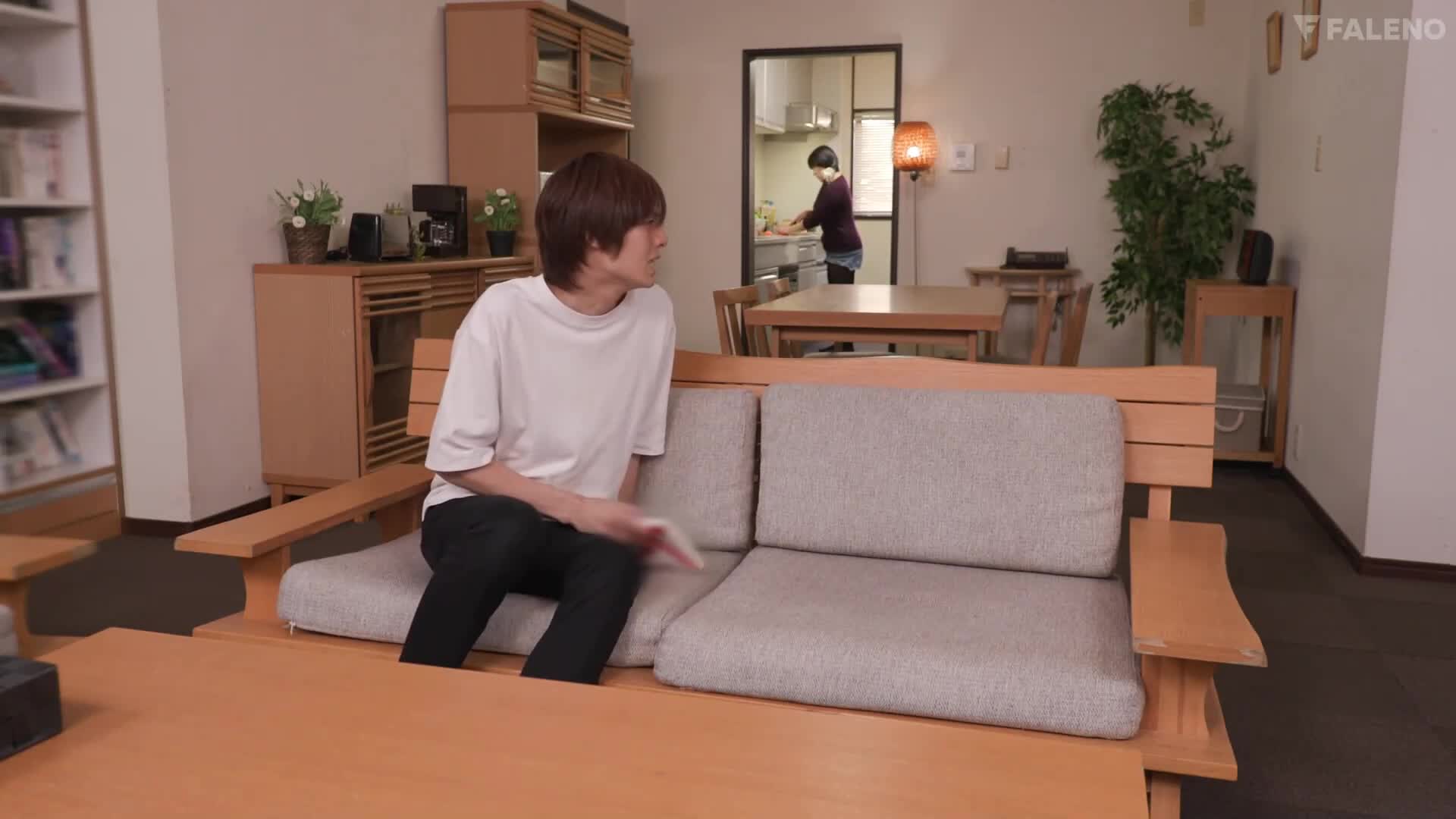 [AI解碼版]她的巨乳失業姐姐成為了我的自慰對象 八蜜凜 - AV大平台 - 中文字幕，成人影片，AV，國產，線上看