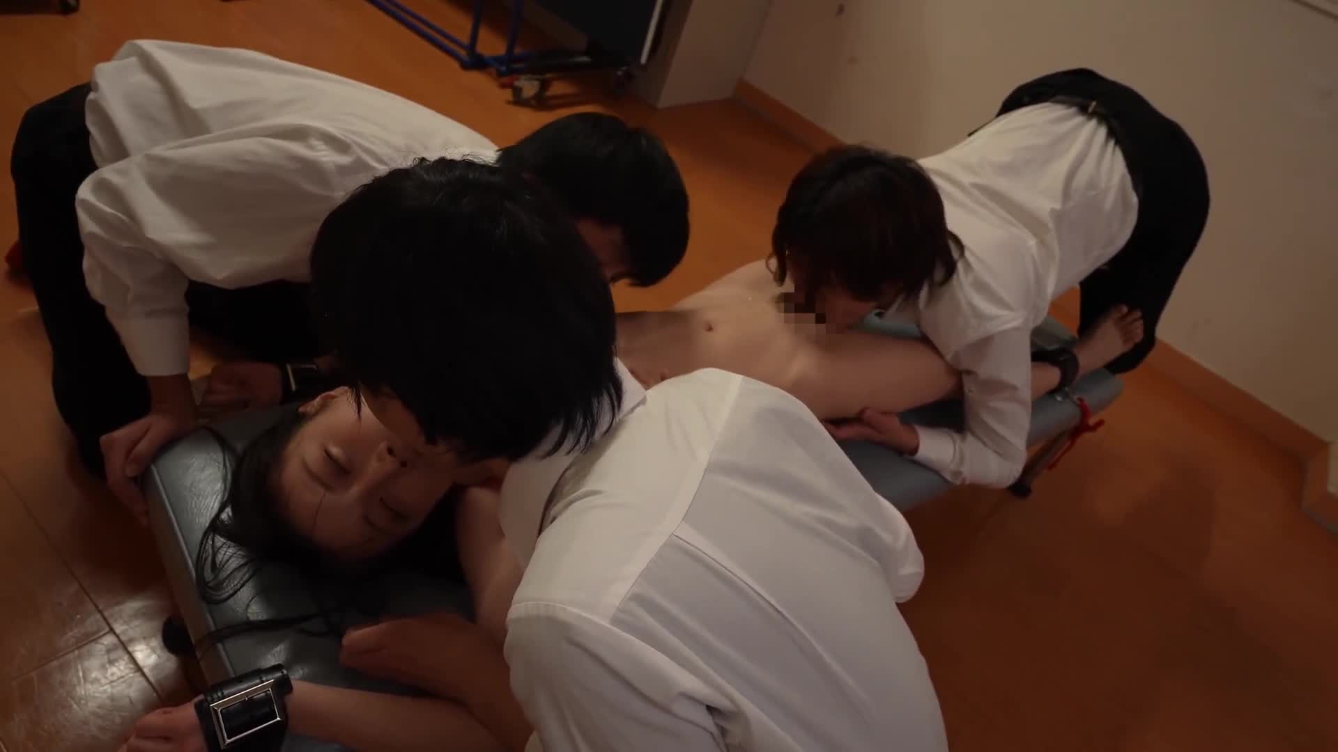 乳頭揉弄失禁 華奢瘦弱的陸上部J系女孩是敏感的羞澀小胸部最脆弱，大量失禁高潮無法停止被當成教室的肉色自慰玩具！水原和子 - AV大平台 - 中文字幕，成人影片，AV，國產，線上看